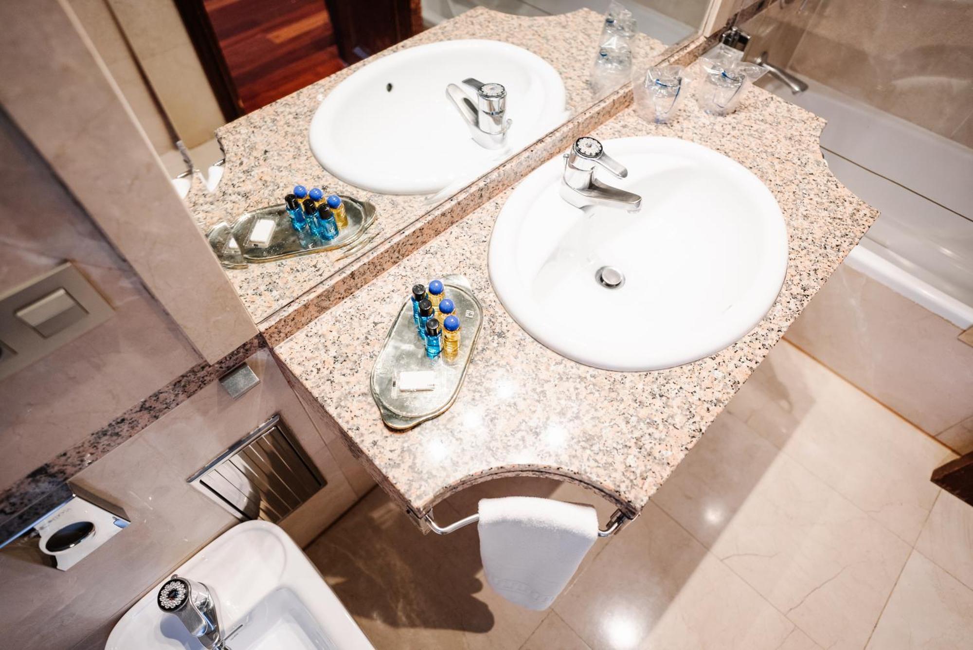 Hotel Rice Reyes Catolicos Burgo Zewnętrze zdjęcie
